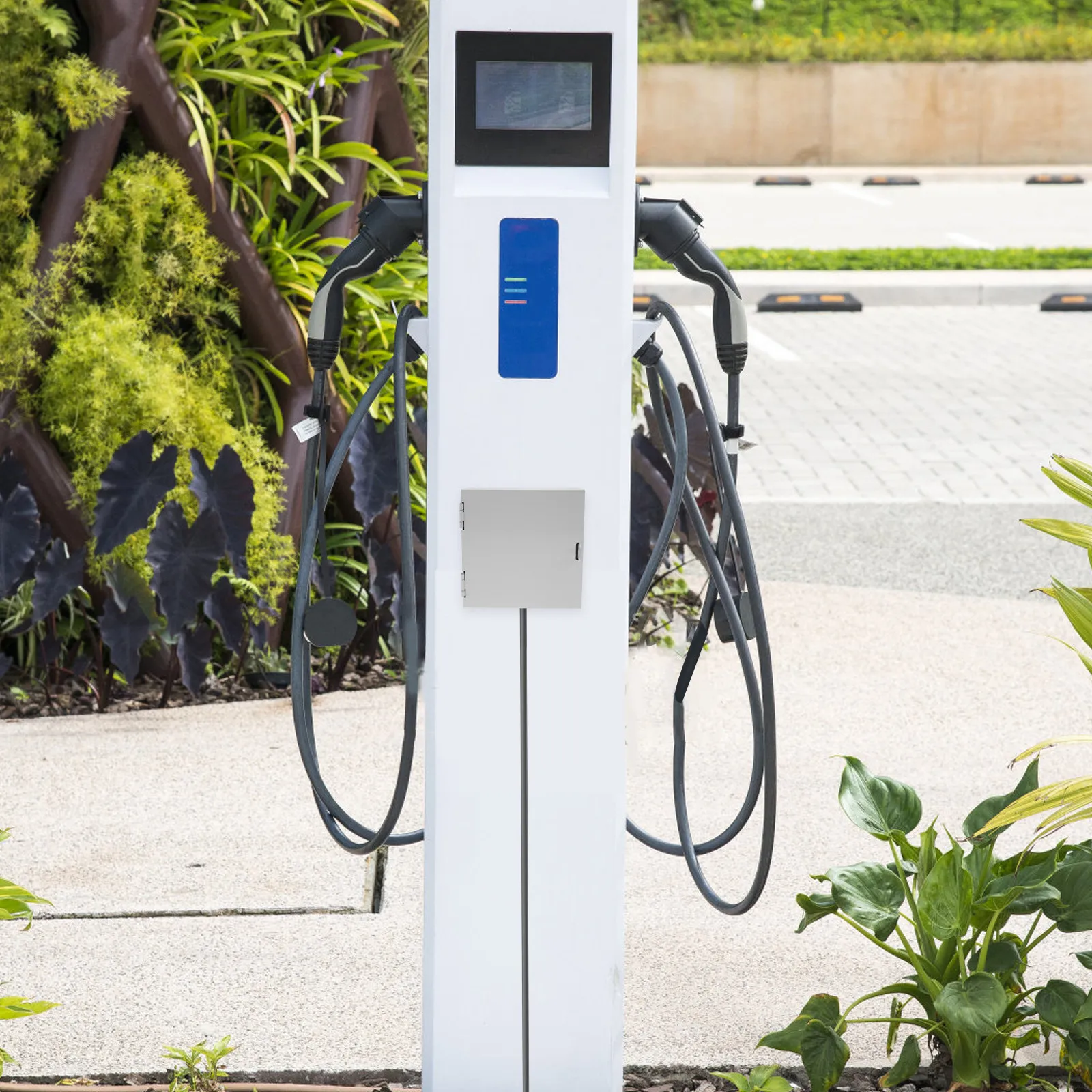 

Heavy-Duty Iron Anti-Theft Outlet Box Protective Electrical Enclosure for Electric Vehicle Charging Station Outdoor Waterproof