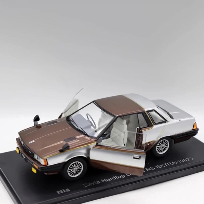 

Diecast 1:24 Scale Silvia Hardtop DOHC RS EXTRA(1982) Alloy Simulation Car Model Static Collection Decorated Holiday Gifts Toys