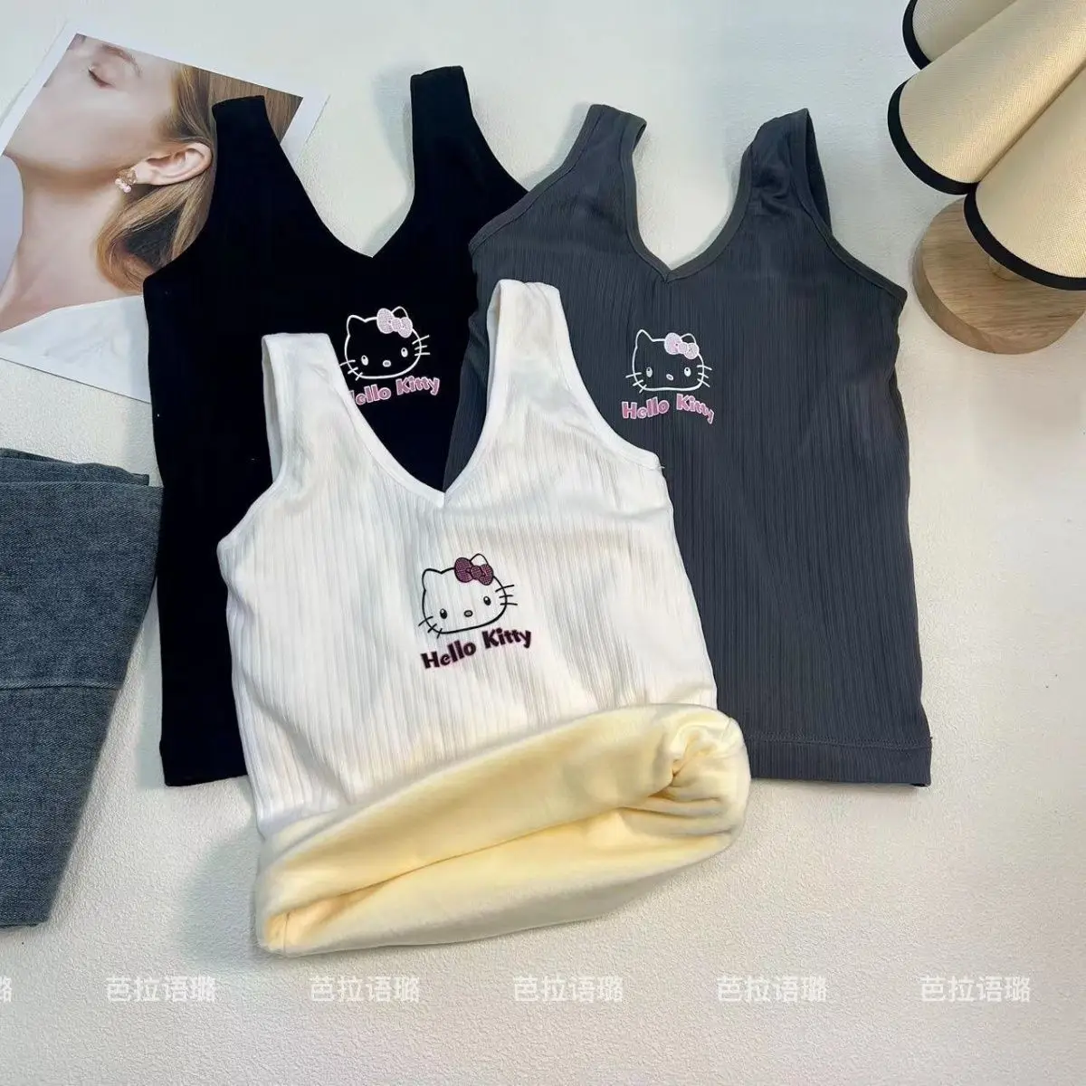 

HelloKitty V-neck Versatile Suspender Thermal Vest Spice Girl Slim Top Pure Desire Top Fleece Thickened