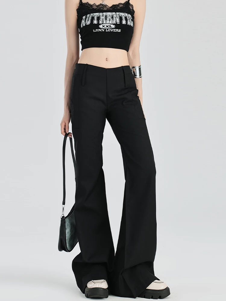 Damskie spodnie dzwony z niskim stanem na jesień i zimę 2025, w stylu kokieteryjnym Gyaru, Y2k, nowości w kolorze czarnym, Harajuku, Kpop, długie spodnie z zakładanymi nogawkami.
