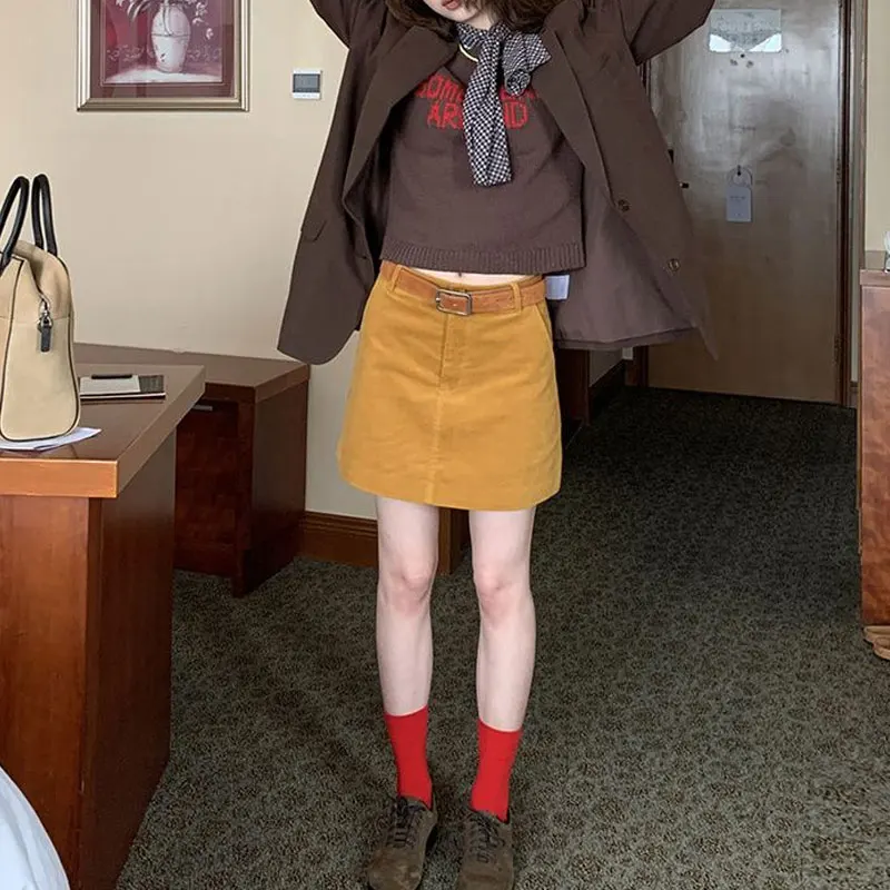 Women High Waist A-line Mini Skirts With Belt Front Seam Pockets Autumn Casual Commute Solid Color Vintage Fashion Short Skirts