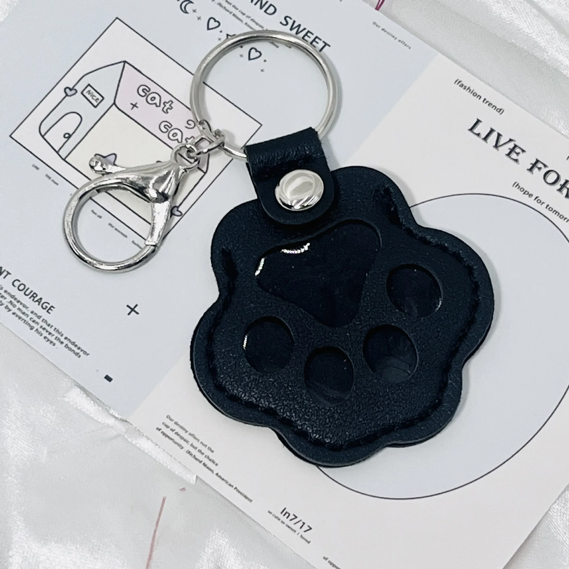 Personalisierter Haustierhaar-Aufbewahrungsanhänger Schlüsselanhänger Auto-Leder-Taschenanhänger Niedlicher Schlüsselanhänger Einzigartiges Hängendes Ornament Accessoires Geschenk – Detail 5