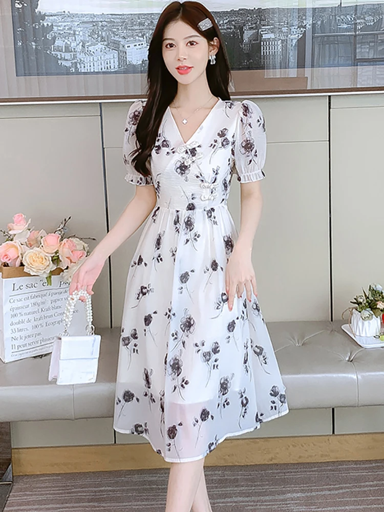 

2025 White Chiffon Floral Puff Sleeve V-Neck Midi Dress Women Korean Vintage Luxury Evening Dress Summer Elegant Bodycon Dresses