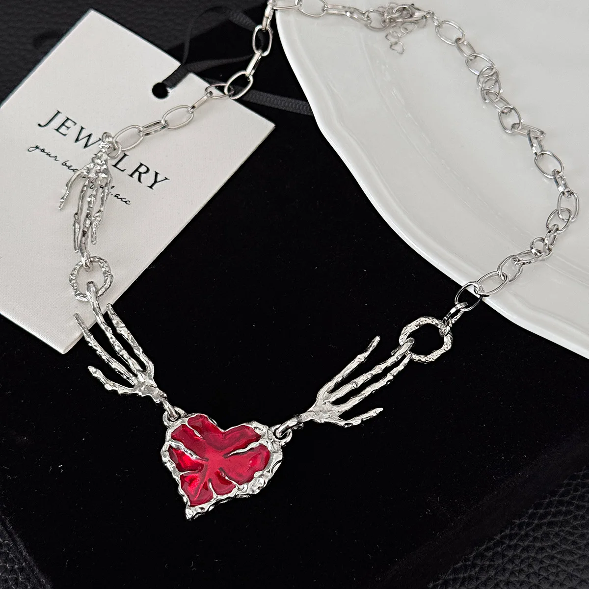 تصميم القلب الحجر الأحمر اليد العظام شكل سلسلة قلادة Ins تصميم القلب نمط سحر سلسلة الرجال النساء قلادة #5