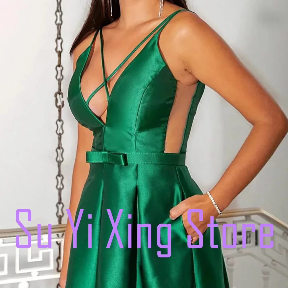 Eleganti abiti da sera in raso verde Sweep Train Zipper Back senza maniche Modern Spaghetti Straps scollo a v lunghezza del pavimento a-line Dubai