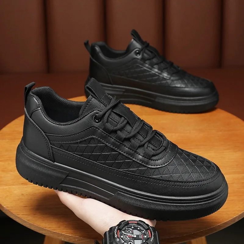 Scarpe casual da uomo 2024Nuove sneakers traspiranti Scarpe da skateboard alla moda Scarpe da allenamento con piattaforma esterna per scarpe da uomo