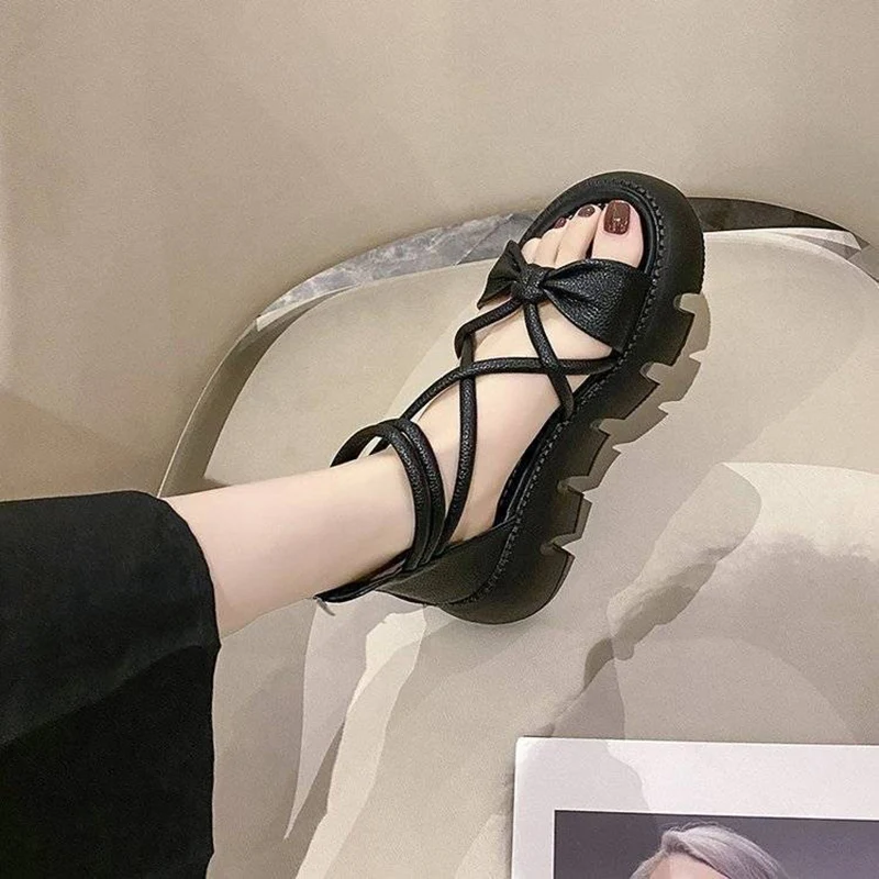 Round Toe Sponge Cake Thick Soled Women\'S Sandals 2024 Summer New Korean Version Cross Strap Back Zippered Roman Shoes