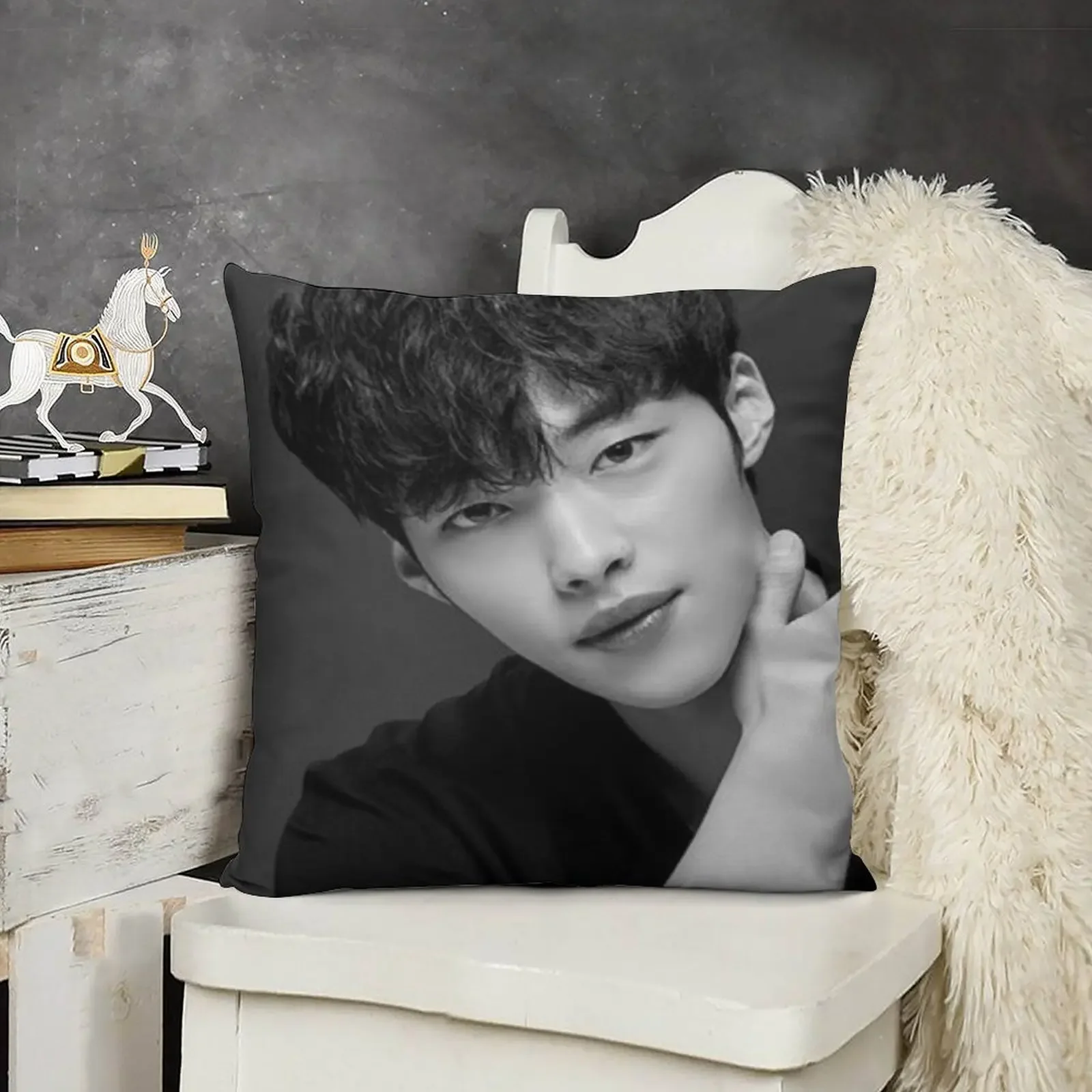 

woo do hwan The king: Eternal monarch Throw Pillow Decorative pillow case Cushions Cover pillow cover luxury