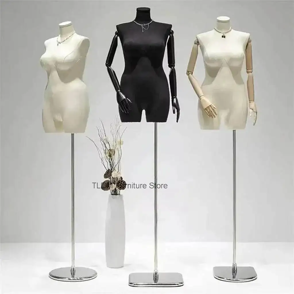 Female Bust Mannequin Large Size Fat Mannequins Props Clothing Store Window Display Women's Clothing Store Model Display Stand Z