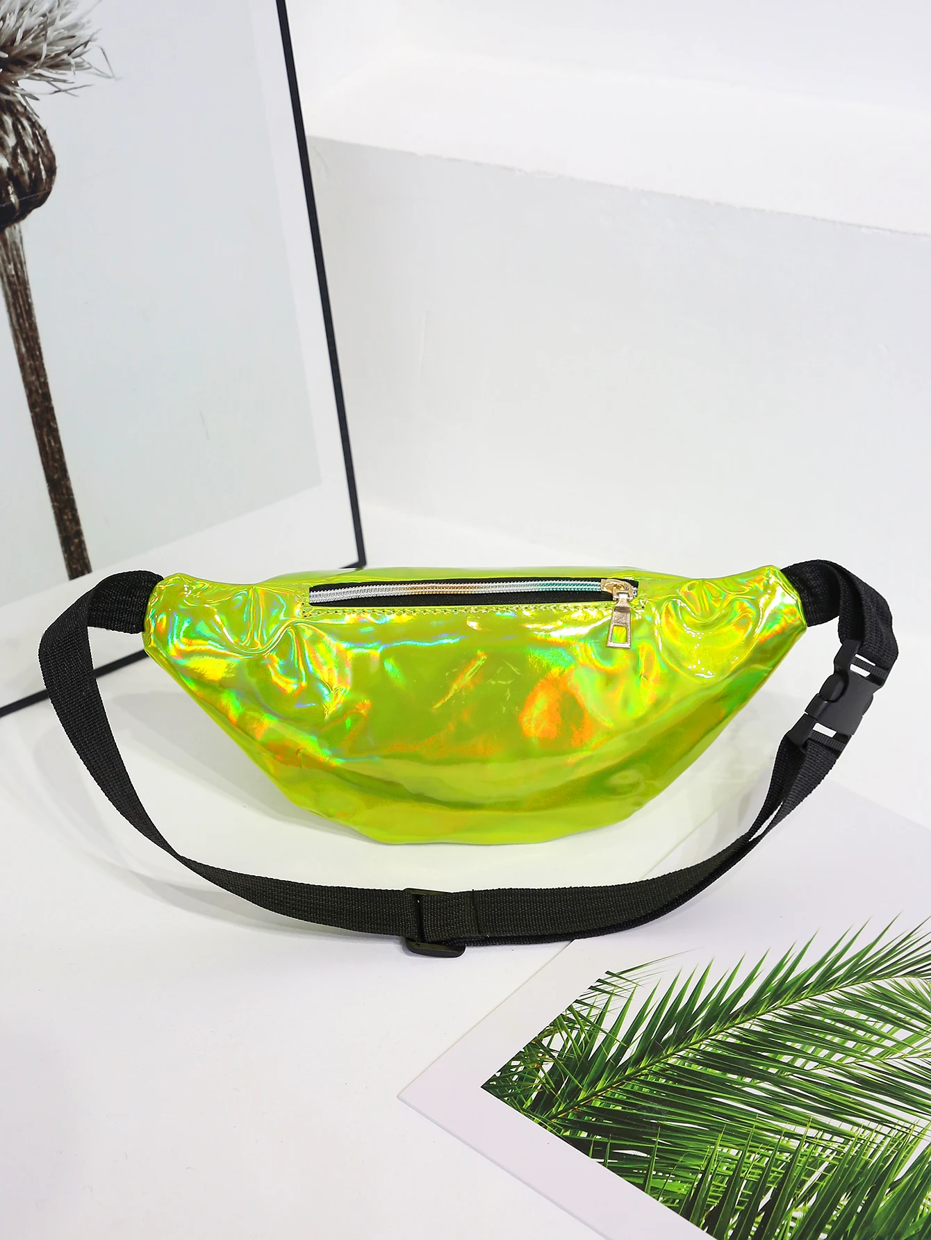 Holographic Fanny Pack Hologram Waist Bag Laser PU Beach Traverl Banana Hip Bum Zip Waistbags Women Belt Bag For Party Travel