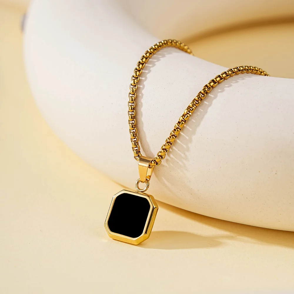 

Fashion small square drop black oil necklace men and women souvenirs holiday gifts