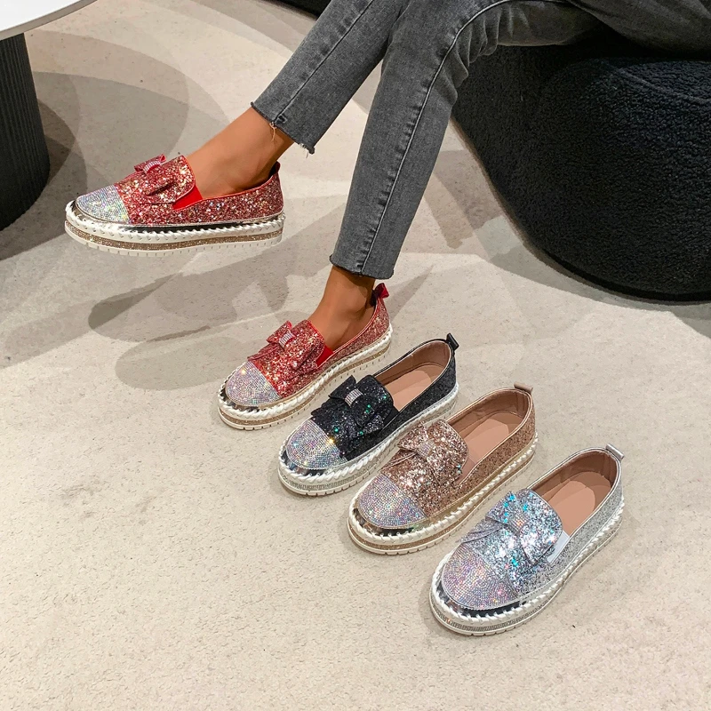 Mocassim de strass brilhante para mulheres, sapatos deslizantes de bowknot, fundo grosso, cristal casual, tênis de plataforma femininos, moda esportiva