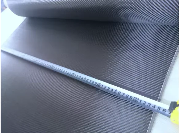 

3K, 200GSM, 2x2, сотовая саржа, ткань из настоящего углеродного волокна Dongli, ткань из смешанного углерода Кевлар шириной 32 дюйма/82 см, свернутая