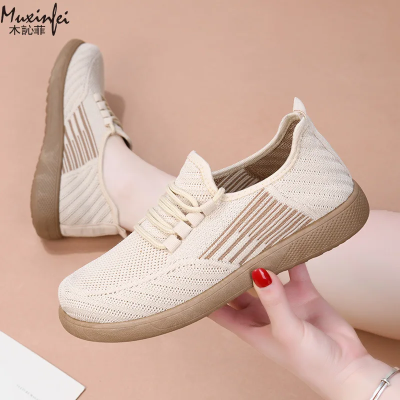 

Women's 2026 Spring New Casual Shoes Soft Sole Breathable Light Comfortable Walking Sneakers Mom Footwear