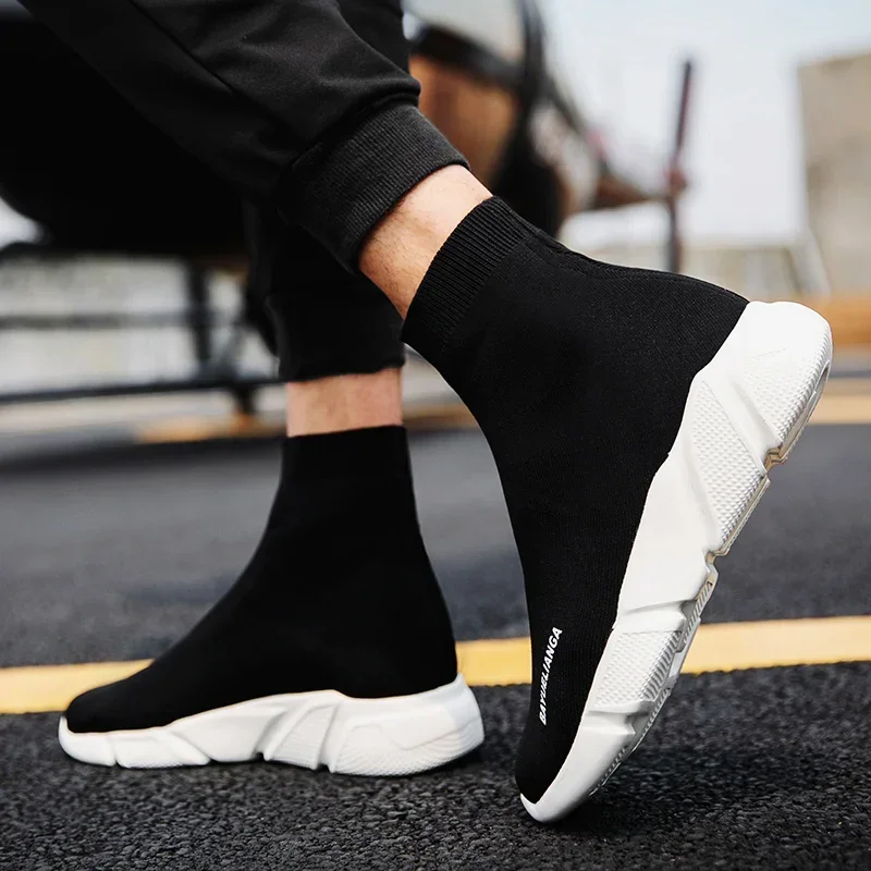 Men\'s High Top Sock Shoes Leisure Knitting Lightweight Women\'s Sneakers Comfortable Breathable Sport Shoes Couple Style Sneakers