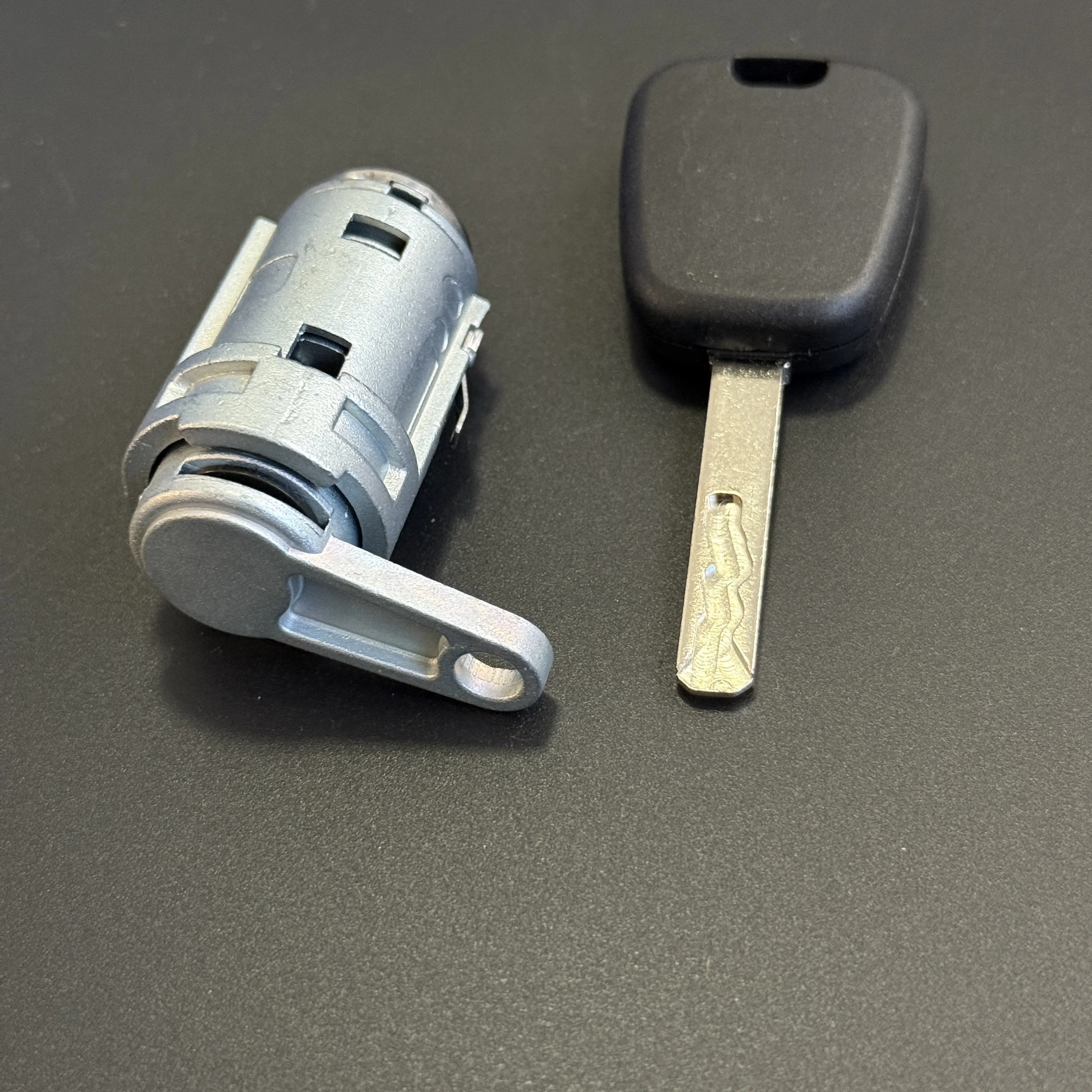 Auto-Türschloss Links SIP22 HU66 HON66 TOY43 HY22 NSN14 MAZ24 HU83 VA2T HU64 HU92 HU101 HU100R TOY48 Auto-Schlüssel-Schließzylinder – Detail 2