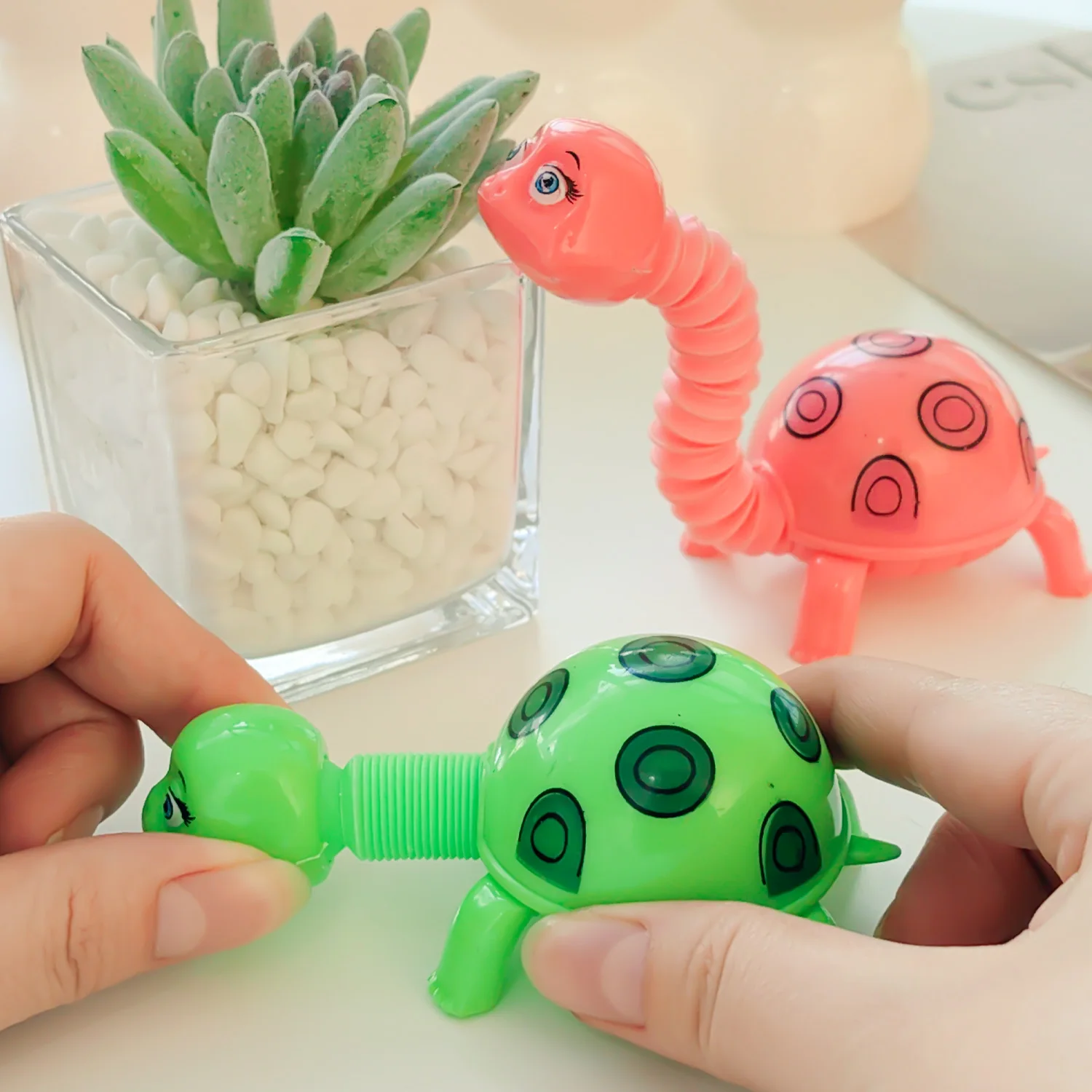 Cartoon Schildkröte Finger Prise Spielzeug Kinder Dekompression Teleskop Schildkröte Sensorischen Faltenbalg Spielzeug Puzzle Anti-druck Spiel Requisiten