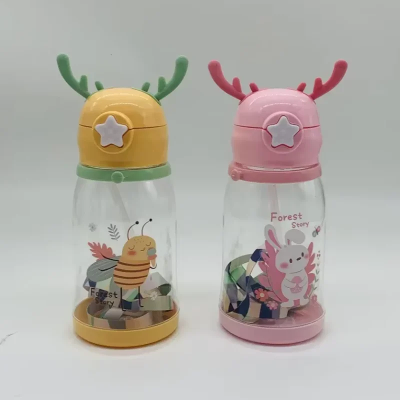 600 مللي زجاجة ماء للأطفال صافي الأحمر البلاستيك قرن الوعل القش زجاجة ماء عالية المظهر مستوى سعة كبيرة زجاجة ماء غلاية