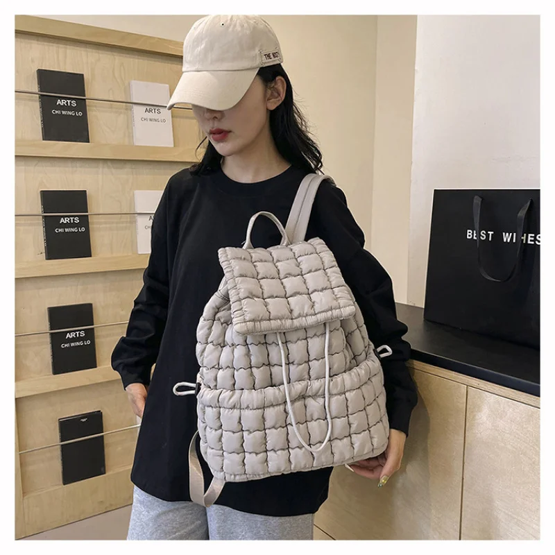 mochila-de-celosia-hinchada-de-invierno-para-mujer-mochila-informal-de-viaje-acolchada-suave-de-gran-capacidad-mochila-escolar-para-la-universidad