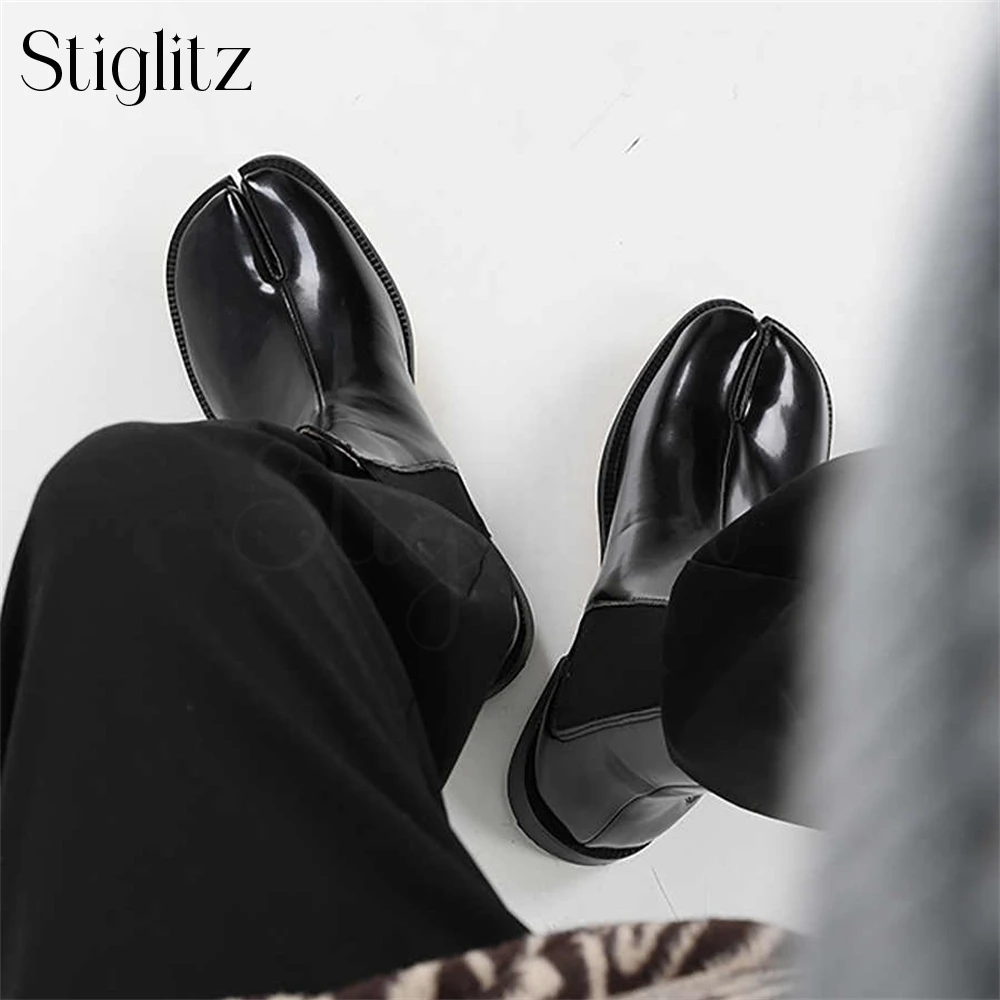 Black Patent Leather Tabi Booties Elastic Band Slip on Split Toe Ankle Boots Designer Style Classic Modern Boots for Men New in