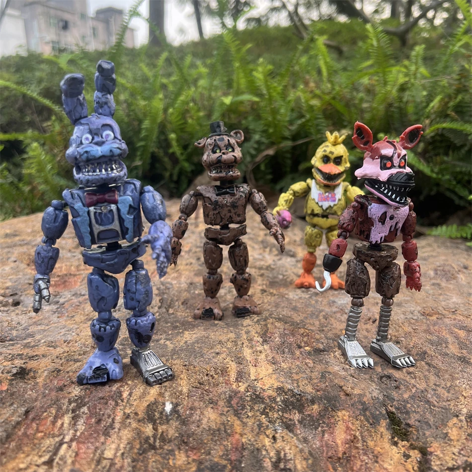14cm FNAF Figures Nightmare Freddy Bonnie Foxy Chica Action Figure Movable Blacklight Freddy Frostbe Collection Toys