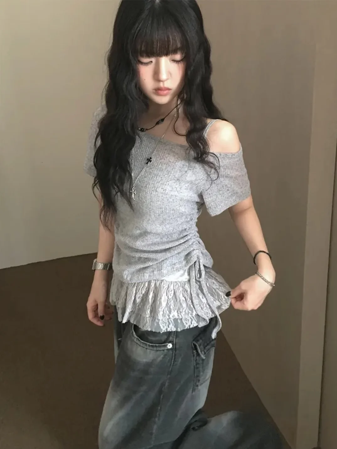 

Летний корейский топ Bared ort Sve T irt с кружевными сборками и узлом, комплект из двух предметов для женщин