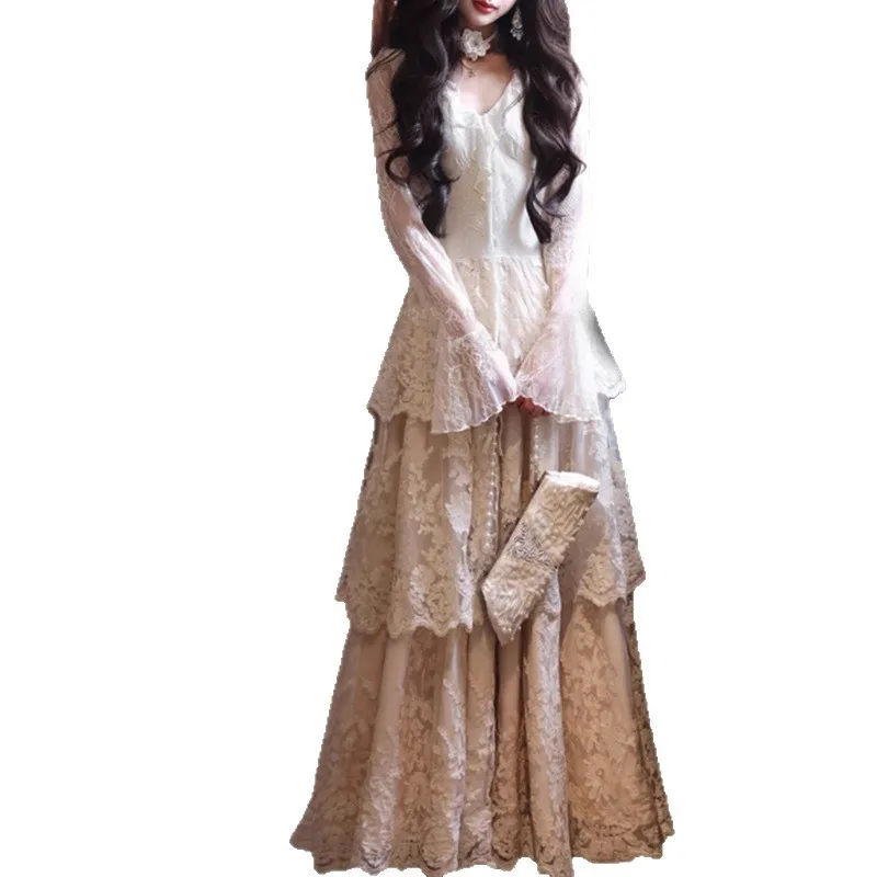 Vestido de Noiva Vintage Elegante Estilo Lolita com Saia em Camadas de Renda Francesa, Decote em V e Bordados Pesados para Noivas de Luxo