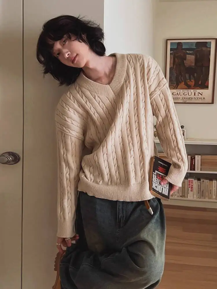 

SYUHGFA 2025 зимние модные мужские свитера с v-образным вырезом, однотонные витые вязки, повседневная мужская одежда, пуловер в корейском стиле, мужские топы