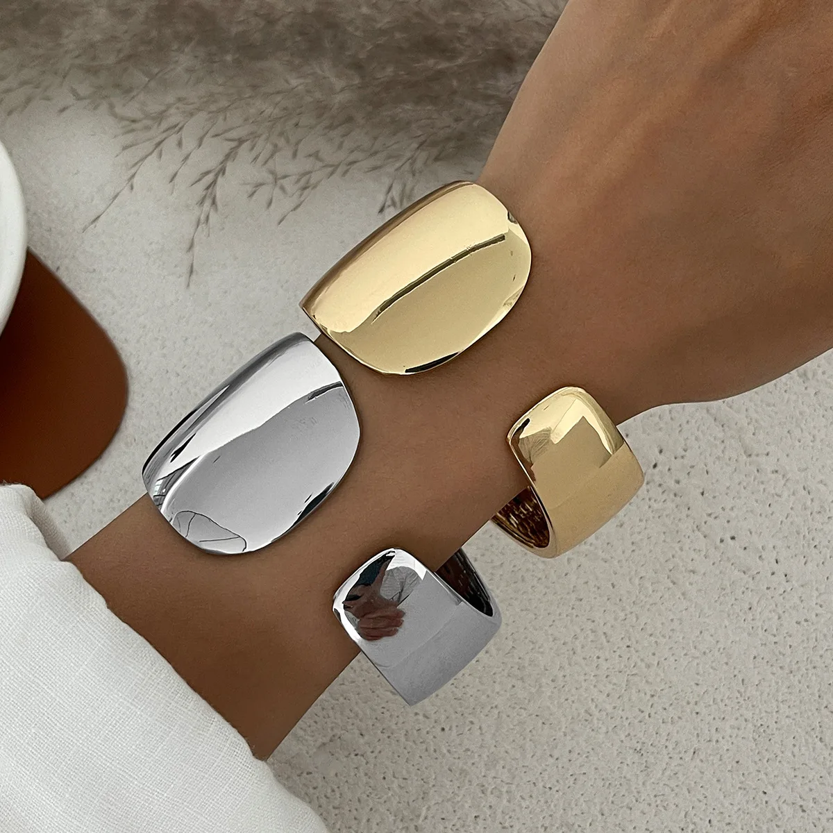 Jewelry exaggerated geometric alloy bracelet bracelet foreign trade personality trend opening design bracelet