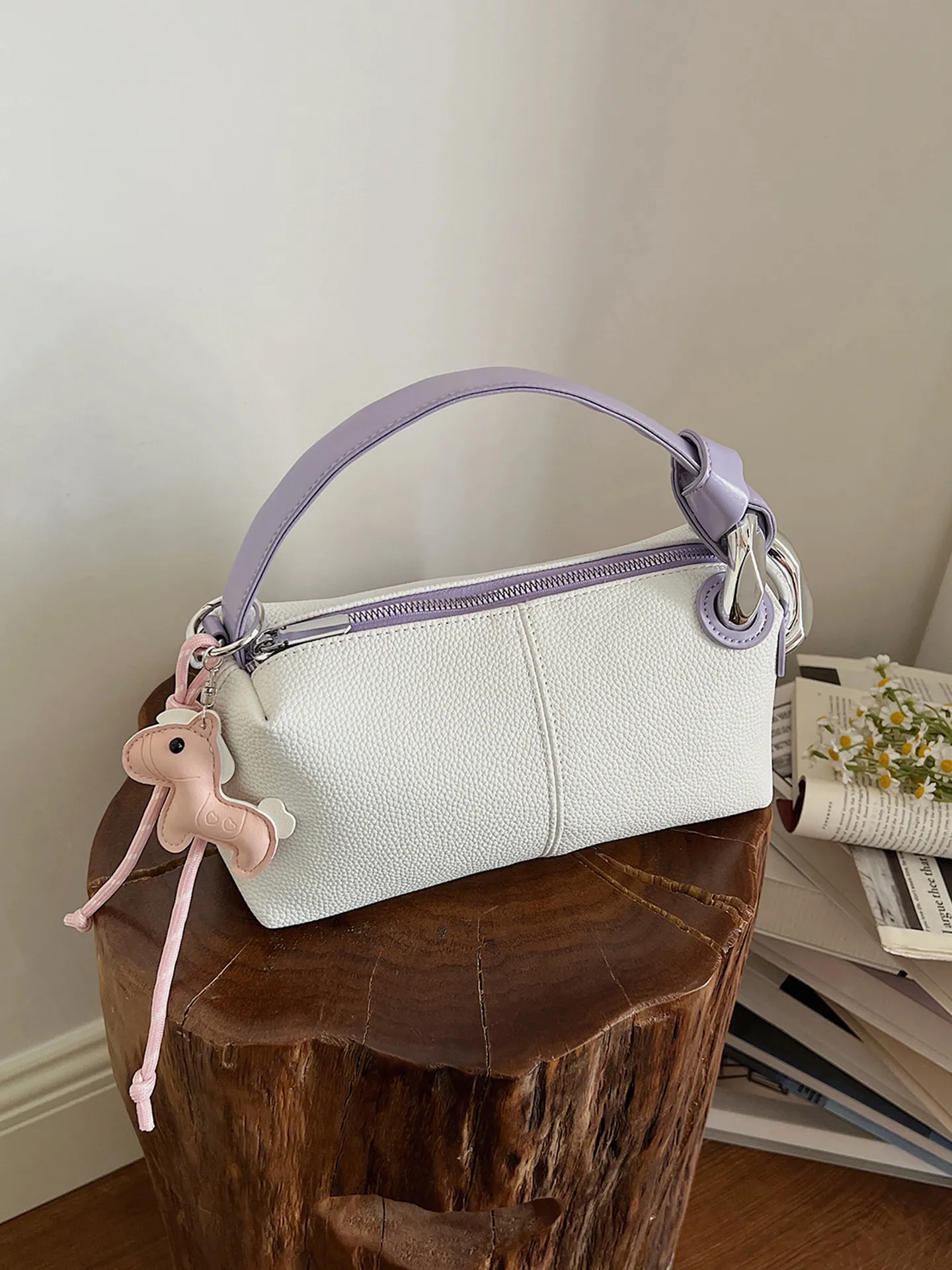 Fashion Gentle Style Color Blocked Armpit Bag Textured Leather Design Handbag Pony Pendant Crossbody Bag Women's Shoulder Bag