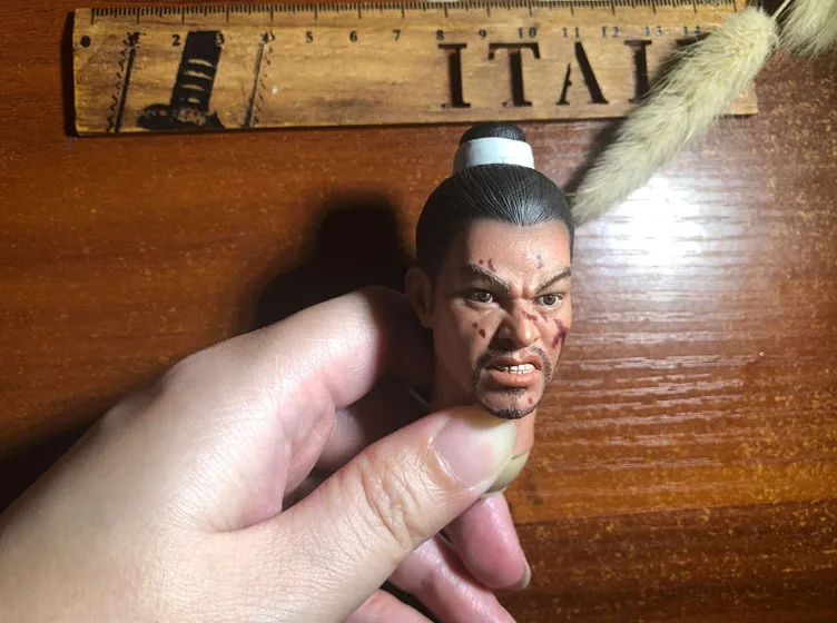 

KLG012 1/6 Male Figure Head Carving Scuplt Model Toy The Ming Dynasty Series Qi Jiajun for 12" Solidier Collection In Stock