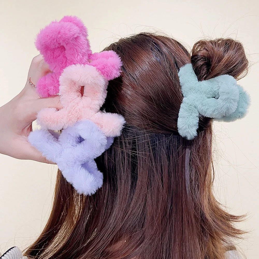 Winter Elegant Faux Fur Hair Claw Hairpins Plush Hair Clip Warm Barrette Crab Headwear For Women Girls Autumn Hair Accessories