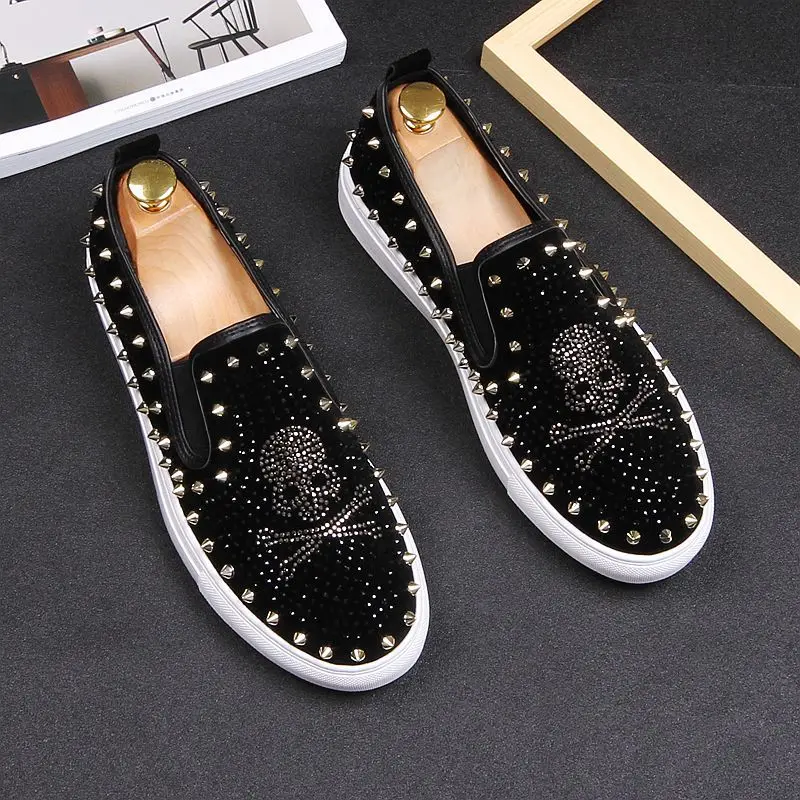 NEW pointed embroidery with rhinestone flat shoes for men\'s wedding dress PROM homecoming Zapatos Hombre Vestir b17