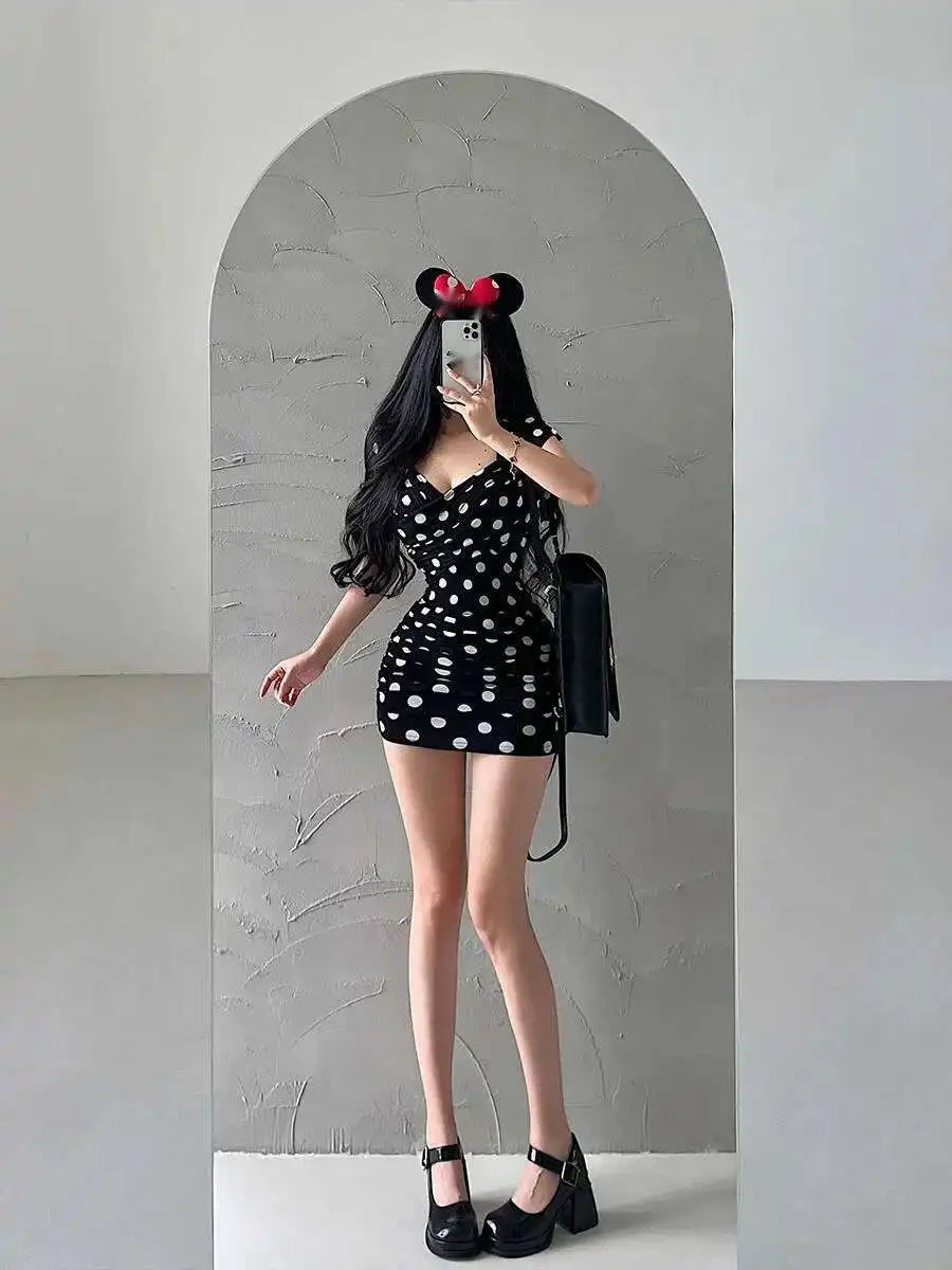 Desire Sexy Pure V-hals Laag Uitgesneden Geplooide Mesh Polka Dot Korte Mouw Jurk Elegante Korte T-shirt Mini Jurk Sexy Vrouwen top LDB7