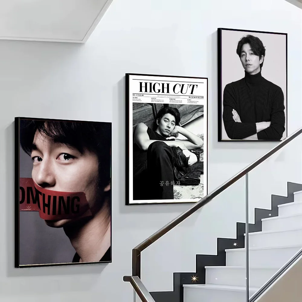 1pc Kpop Gong Yoo Poster Self-adhesive Art Waterproof Paper Sticker Coffee House Bar Room Wall Decor - view 3