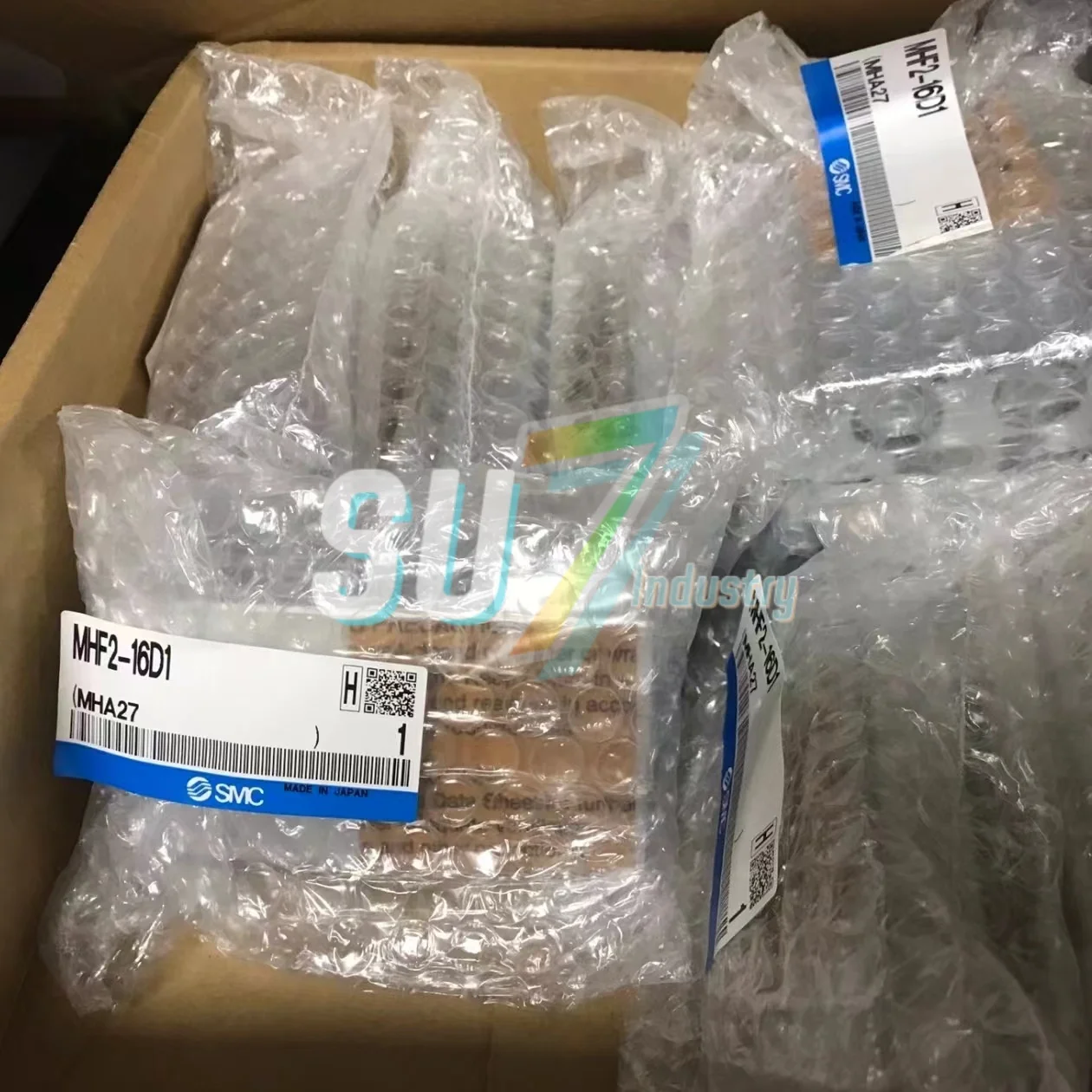 

New In box cylinder CXSJM15-50 CXSJM6-50