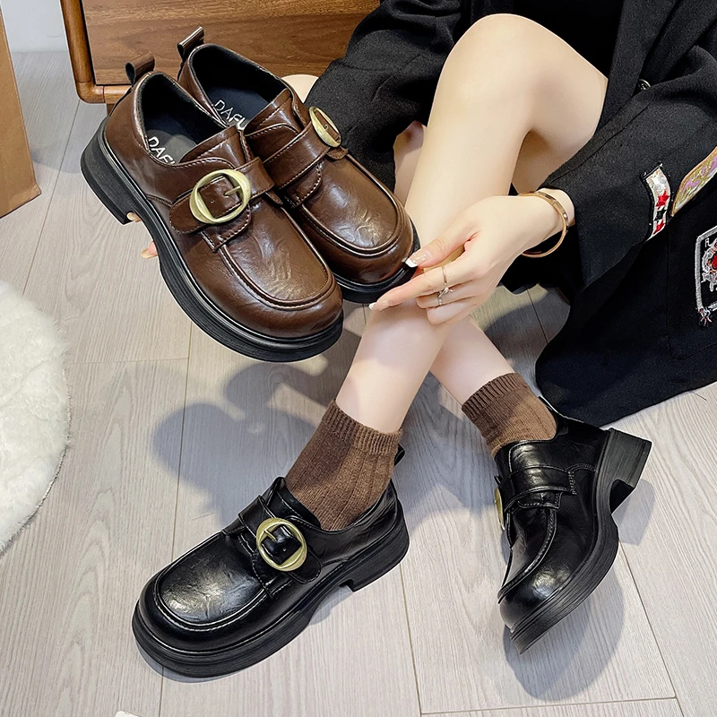 

2025 Women's Thick Bottom Spring New Style Retro Soft Bottom Platform New Shoes Easy Wear Comfortable Flat Heel Shoes
