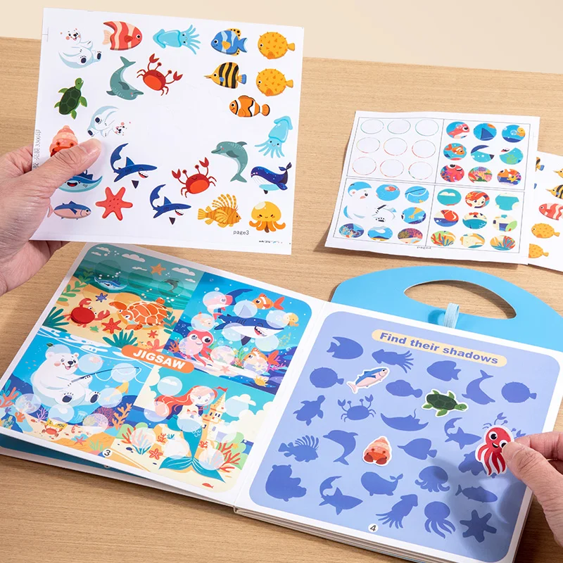 Montessori Magica Pittura Acqua Scena Riutilizzabile Libro di adesivi Puzzle di illuminazione precoce Libro di attività cognitive Regali per i bambini