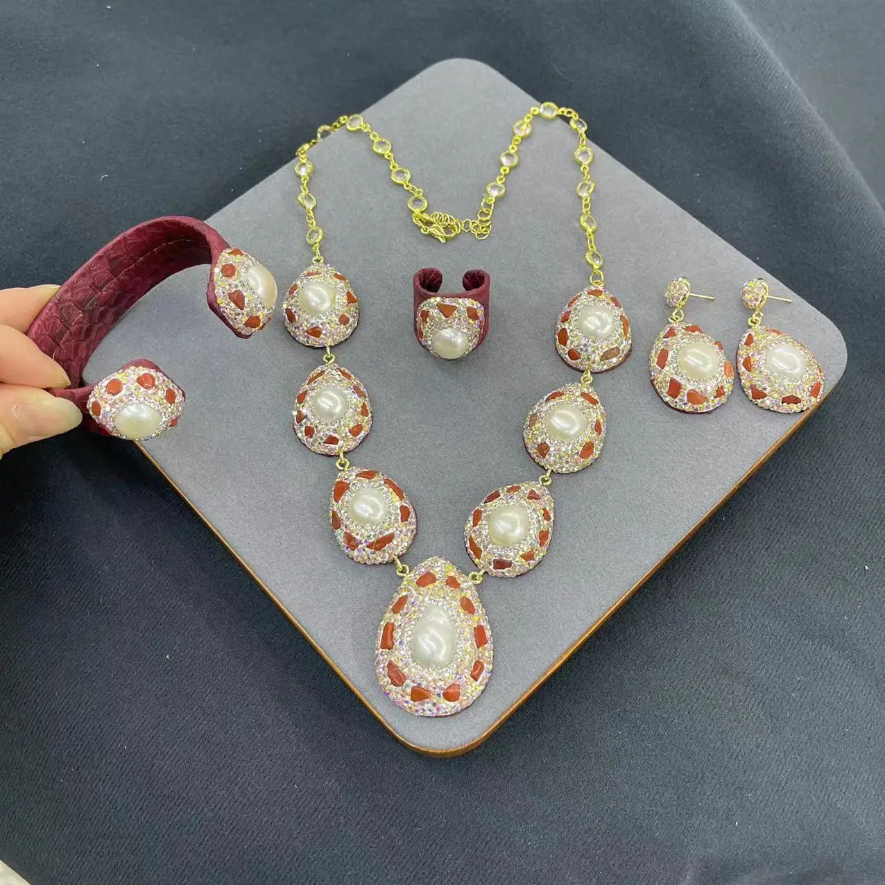 

Natural Baroque Pearl Freshwater Pearls Necklace Bracelet Earrings Rings for Women Charm Crystal Statement Choker Jewelry Sets