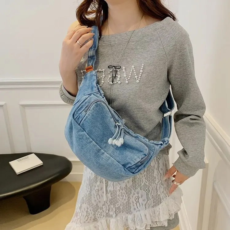 Durable denim casual women's crossbody bag, underarm motorcycle bag, multi-pocket lightweight single-shoulder bag