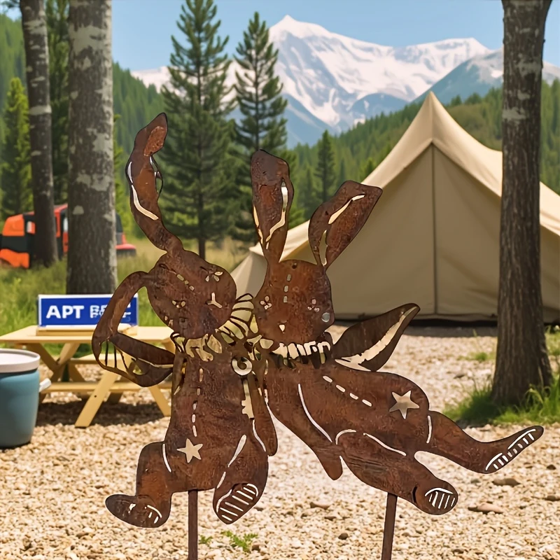 One piece contains two naturally rust-colored spots，Vintage-style iron art rabbit decorative ground stake