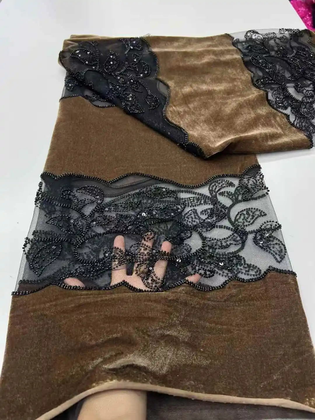 قماش دانتيل أفريقي فاخر 2025 جودة عالية الترتر الخرز أقمشة الدانتيل لحفل الزفاف النيجيري الفرنسية المخملية أقمشة الدانتيل-ZX