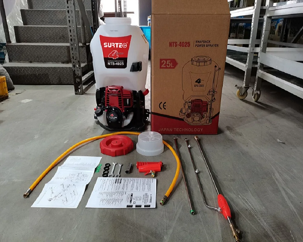 4-Stroke Power Sprayer With GX35 Engine  Sprayer With CE