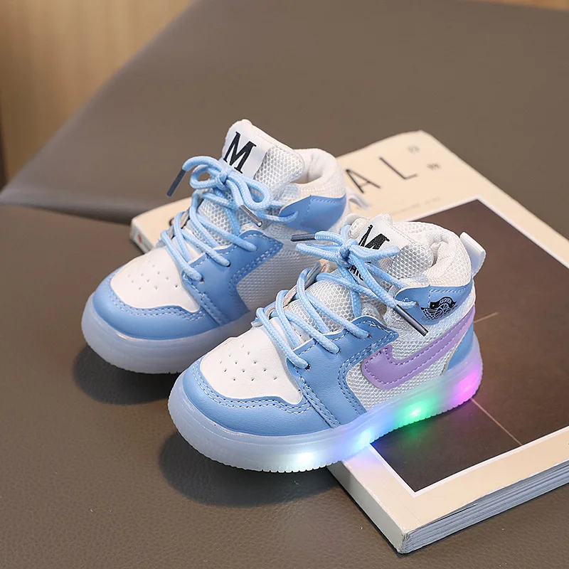 Baby Shoes 2026 Spring Autumn New Boys and Girls Light Up Clunky Sneaker Small and Medium-sized Children's Soft Soled Baby Shoes