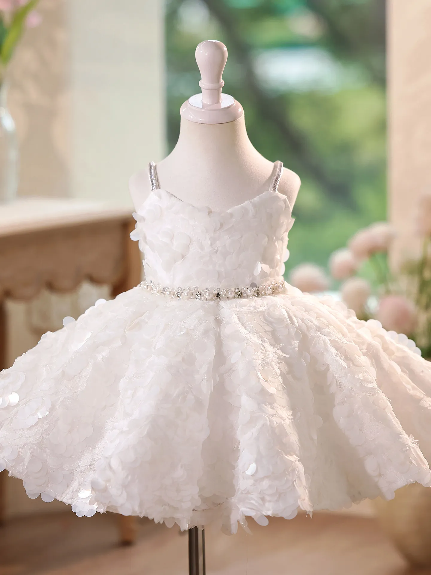 Custom Flower Girl Dress Wedding Party Dress First Christmas Gown Sequin 3D Floral Bow Trailing Princess Pageant Dress for