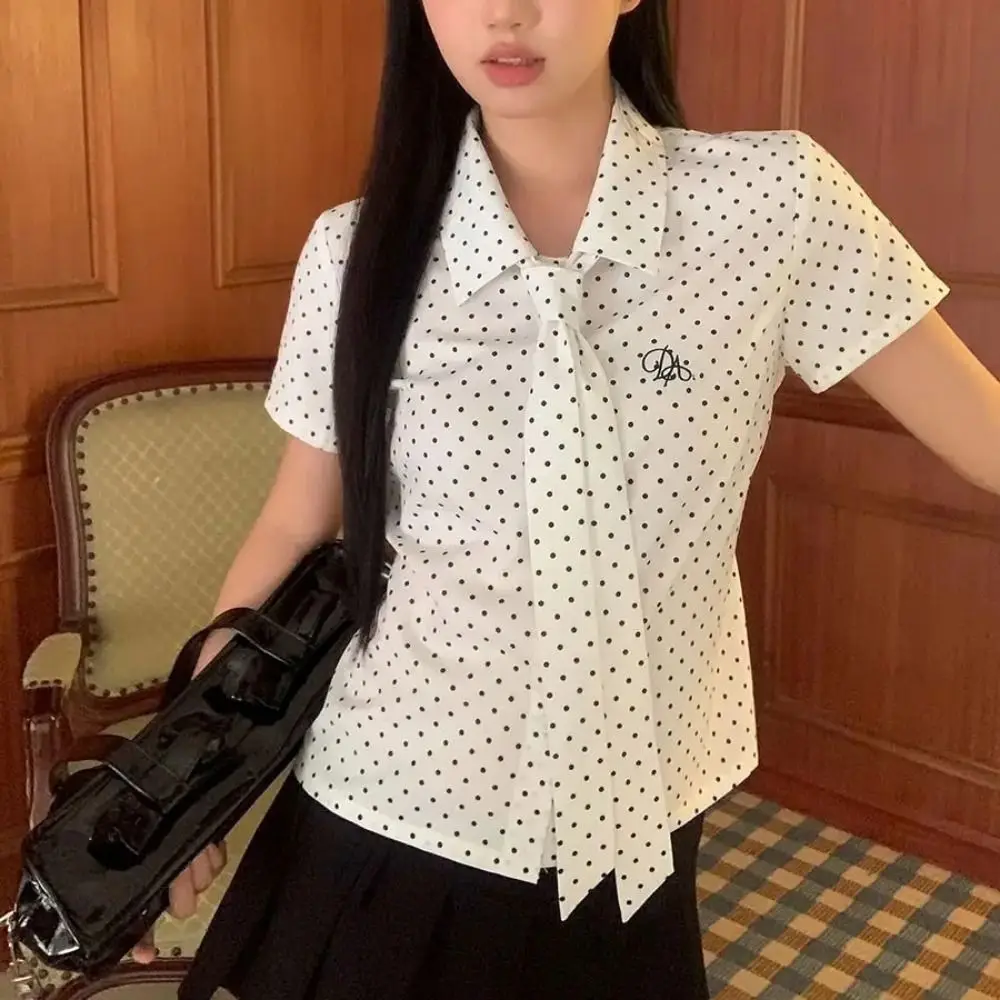 

Повседневная короткая рубашка в горошек с рюшами, уличная одежда, женская блузка в горошек в полоску, полукруглый дизайн, топы с длинными рукавами, подарок для девочек