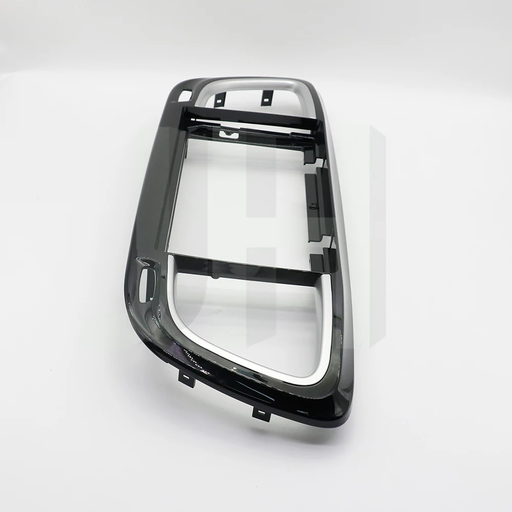 9 Inch Car Radio Dashboard Frame Suitable For 2021 CHRYSLER GRAND VOYAGER view 4