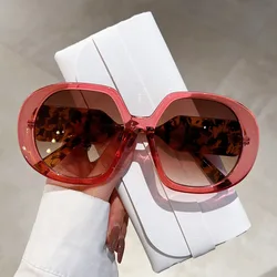 Luxury Brand Designer Big Frame Sunglasses Women Vintage Fashion Round Sun Glasses Trending Punk Oversized Elegant Shades UV400