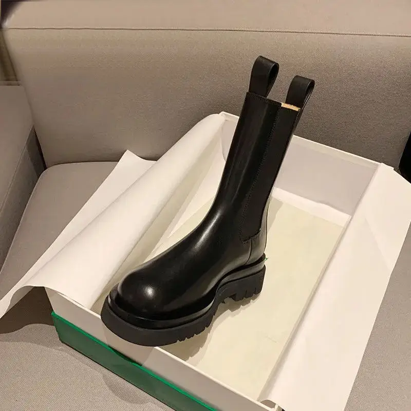 Botas medias altas de cuero negro para mujer, zapatos de media pantorrilla con plataforma tendencia 2025, en promoción, New Rock Y2k Gyaru gótico en bota