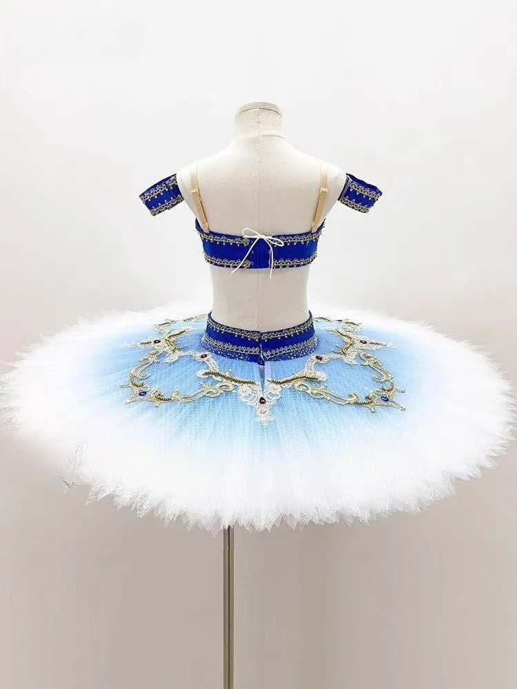 Sukienka tutu na występy, wariant pirackiego tańca, dzielona, z możliwością personalizacji.